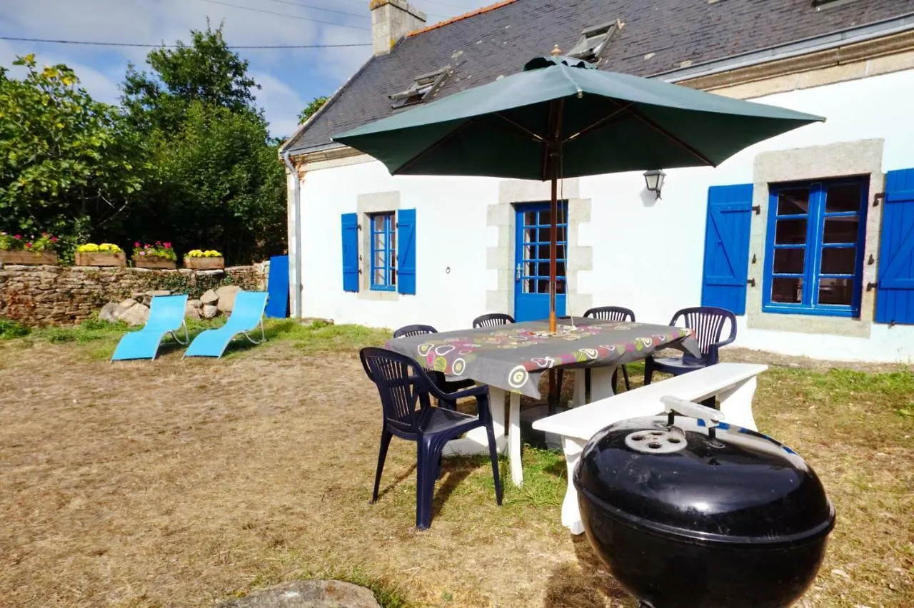 La Maison Aux Volets Bleus De Prat An Ilis A 900M De La Plage Du Guilvinec