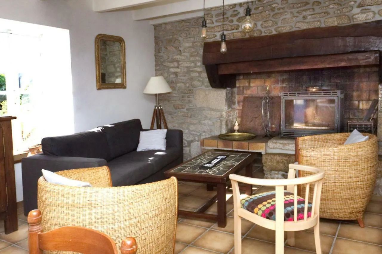 La Maison Aux Volets Bleus De Prat An Ilis A 900M De La Plage Du Guilvinec Semesterbostad